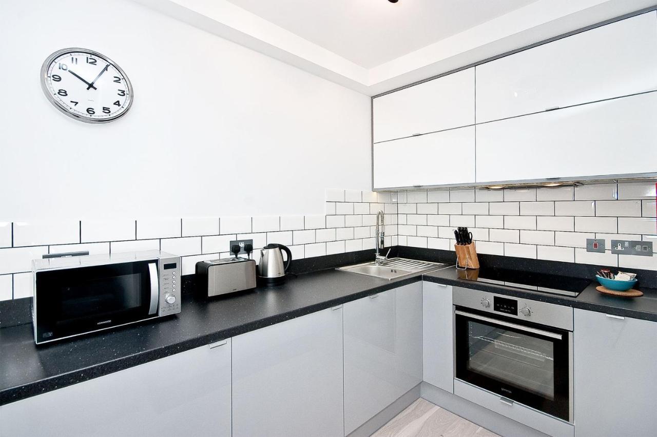 Heinze Flat 402 - One Bedroom Fourth Floor Flat By Living Дом отдыха Лондон