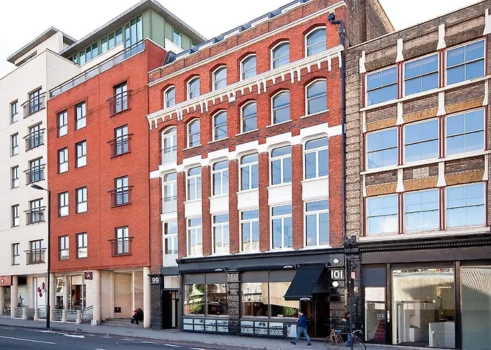 Heinze Flat 402 - One Bedroom Fourth Floor Flat By City Living London