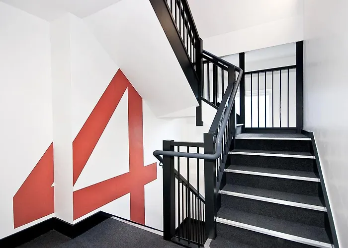 Heinze Flat 402 - One Bedroom Fourth Floor Flat By City Living London